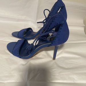 Whitehouse Blackmarket heels